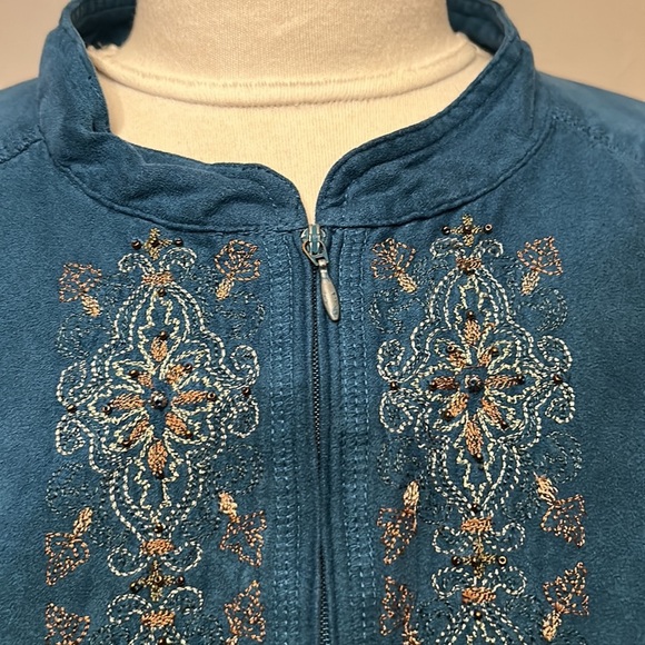 ERIKA Woman 2X Plus Sized Zip Up Lightweight Embroidered Teal Jacket - Picture 2 of 10